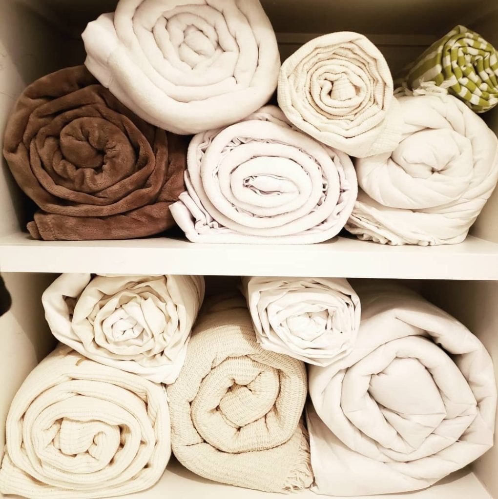 bathroom organizing and rolled towels Bella San Francisco Bay Area Professional Organizers